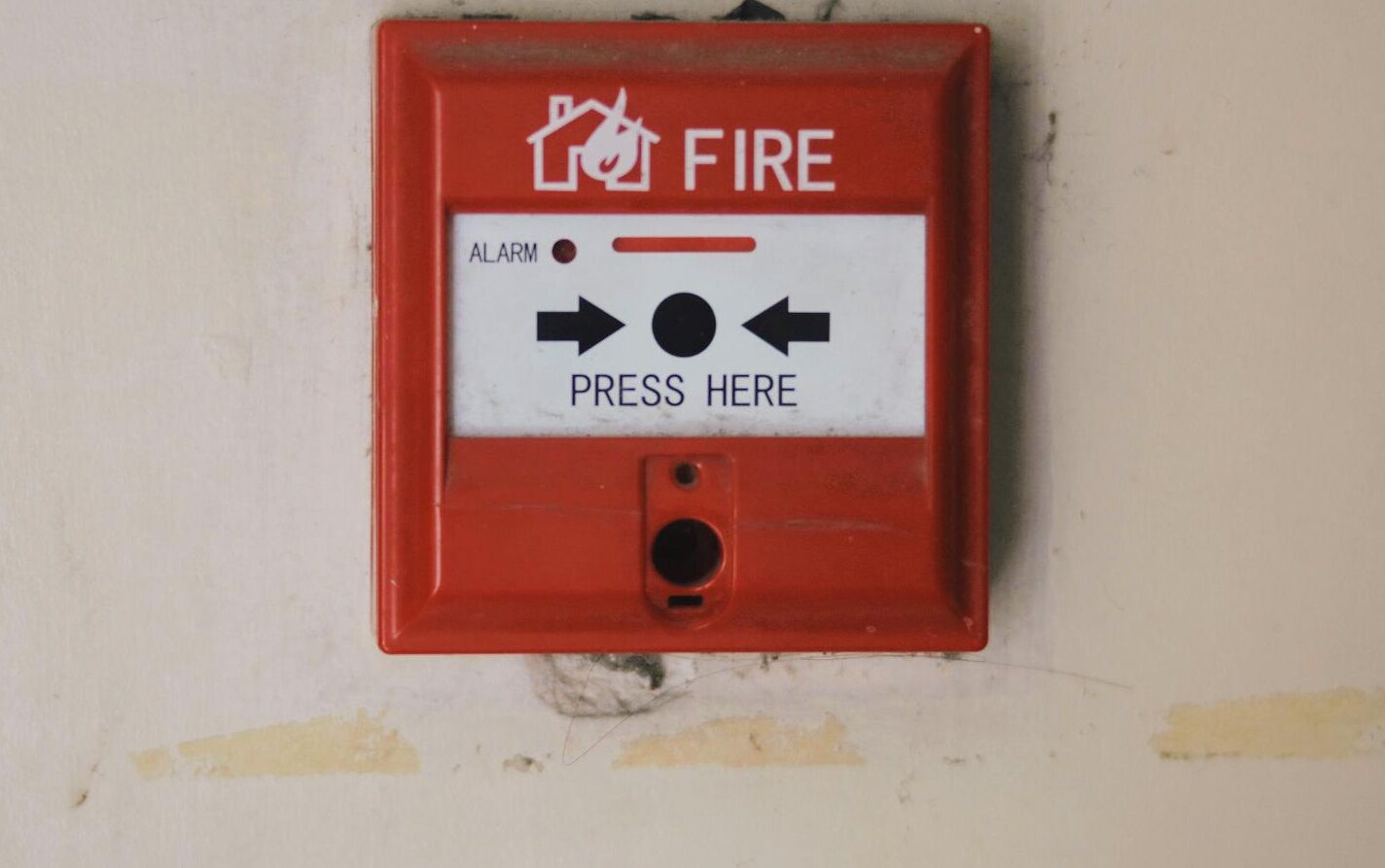 manual red fire alarm system